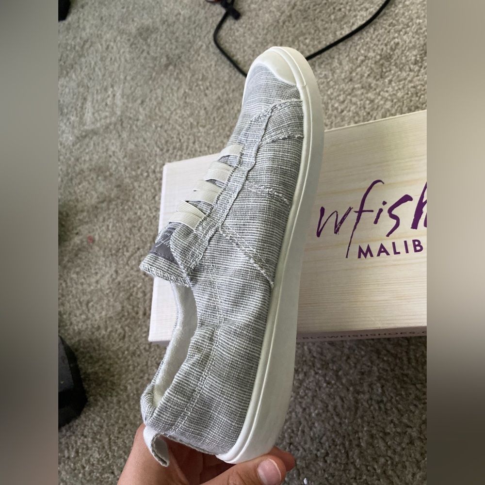 Blowfish Sneakers 8.5 - Picture 3 of 6